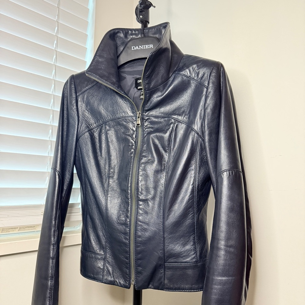 Danier Made In Canada Navy Soft Italian Leather Jacket Coat